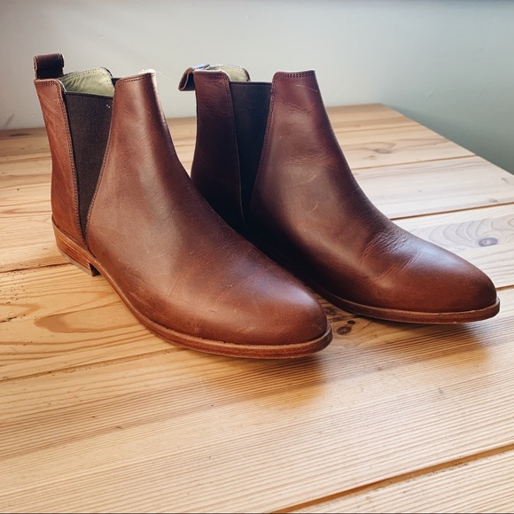 9 | Nisolo Everyday Chelsea Boot - Picture 2 of 6